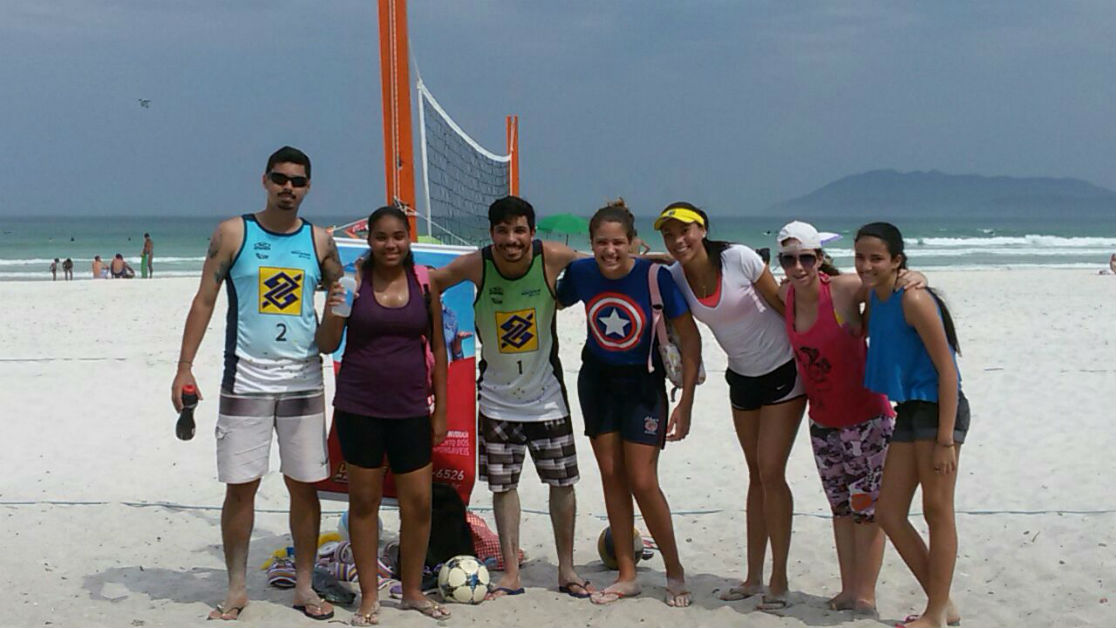 A Field Trip dos alunos de Cabo Frio teve como destino a Praia do Forte