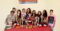 Alunos de Ipatinga na Last Day Party do curso Teens