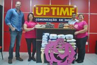 Representantes da instituição beneficiada foram até à unidade receber as doações
